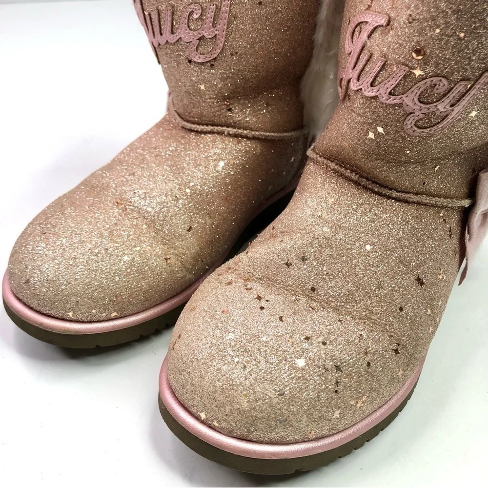 Juicy Couture Windsor faux fur lined boots gold pink glitter sparkle size 4